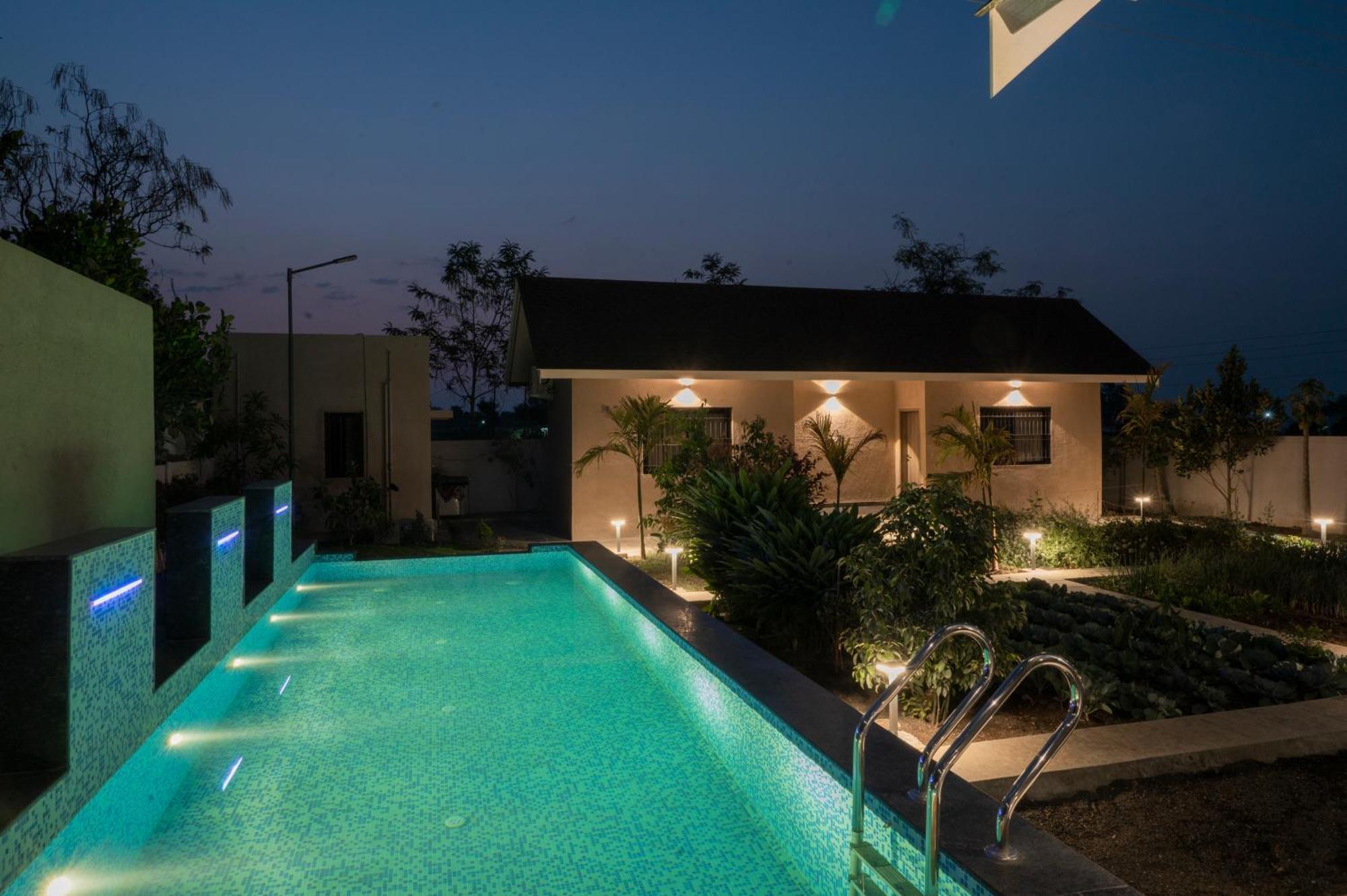 Saffronstays Eden, Nashik - Pet-Friendly Villa With Pool, Jacuzzi & Grape Farm Buitenkant foto